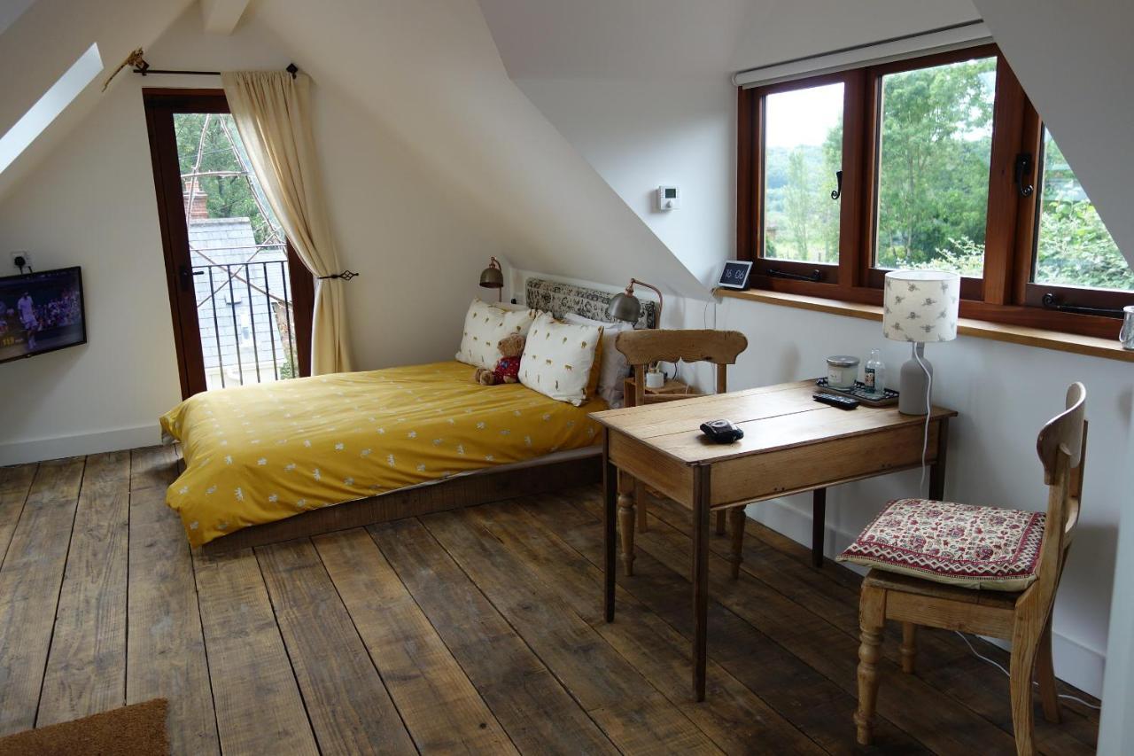 Apartamento The Roost Semley Exterior foto
